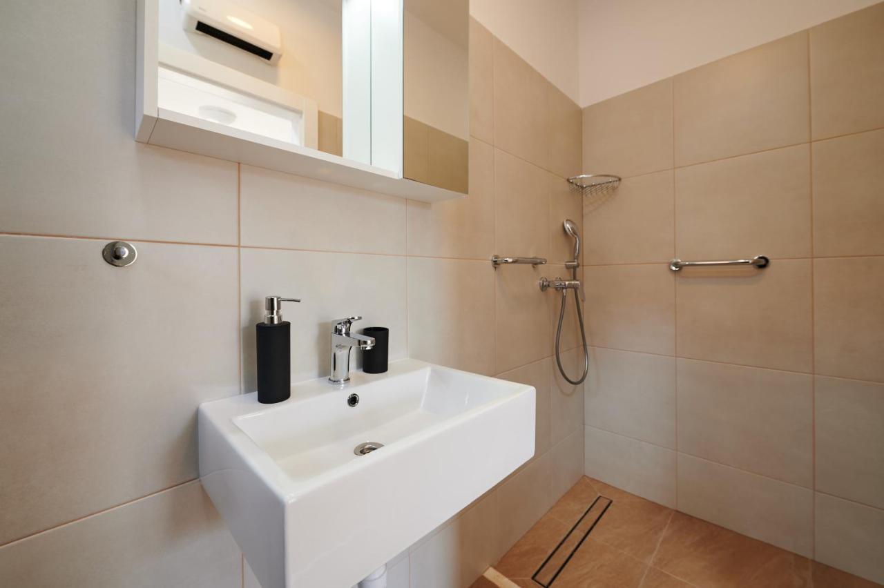 Apartmani Draga Trogir Exterior photo